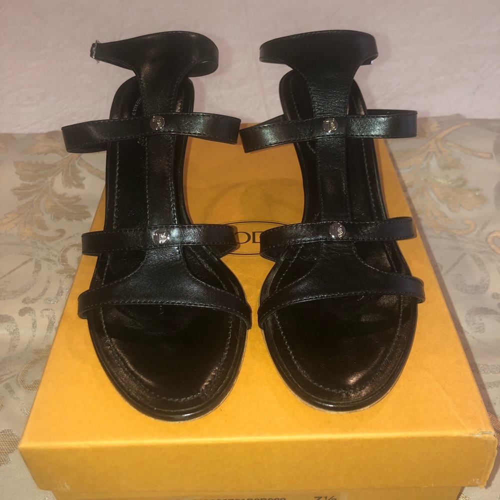 Tod’s gladiator heeled sandals in black